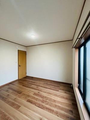 【洋室】 | 鶴見区緑３丁目中古戸建 | 洋室（約6.0帖）