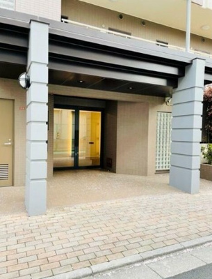 【エントランス】 | アザレアベニュー関根