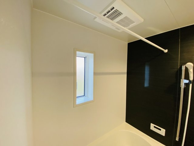 瑞穂市野田新田の新築一戸建の浴室