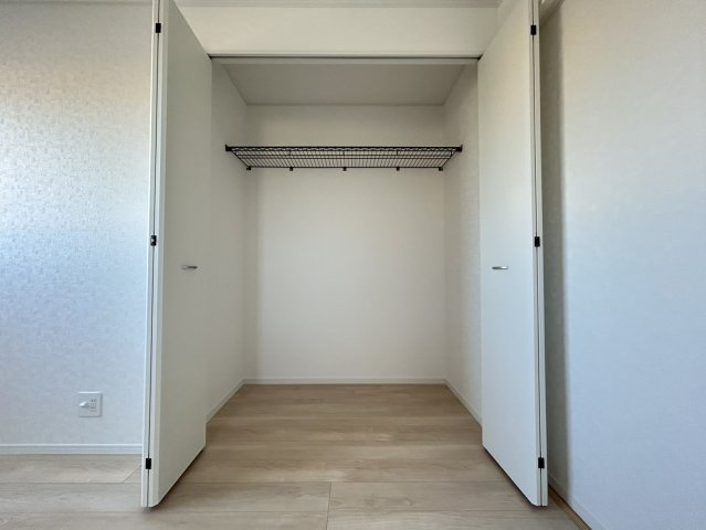 瑞穂市野田新田の新築一戸建の収納|2階洋室クローゼット