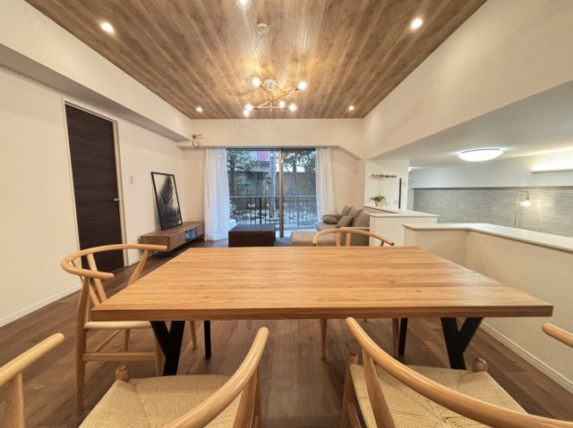 【居間・リビング】 | ソブリン洗足 | 撮影日：2025/12/13