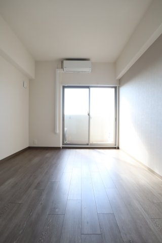 大阪市城東区野江３丁目の賃貸マンションの居間・リビング