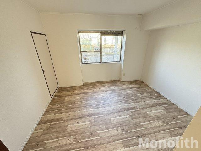 トリバン深井の内装