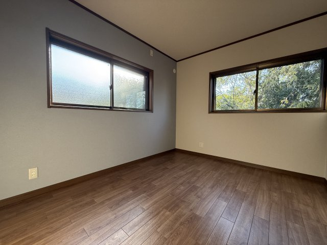 垂水区下畑町中古戸建の洋室