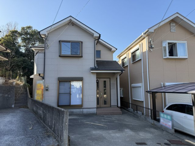 垂水区下畑町中古戸建の前面道路含む現地写真