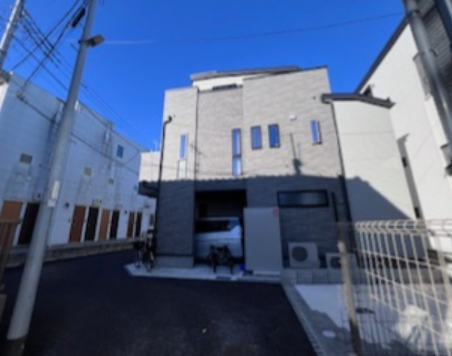 T’ｓテラス市川の外観