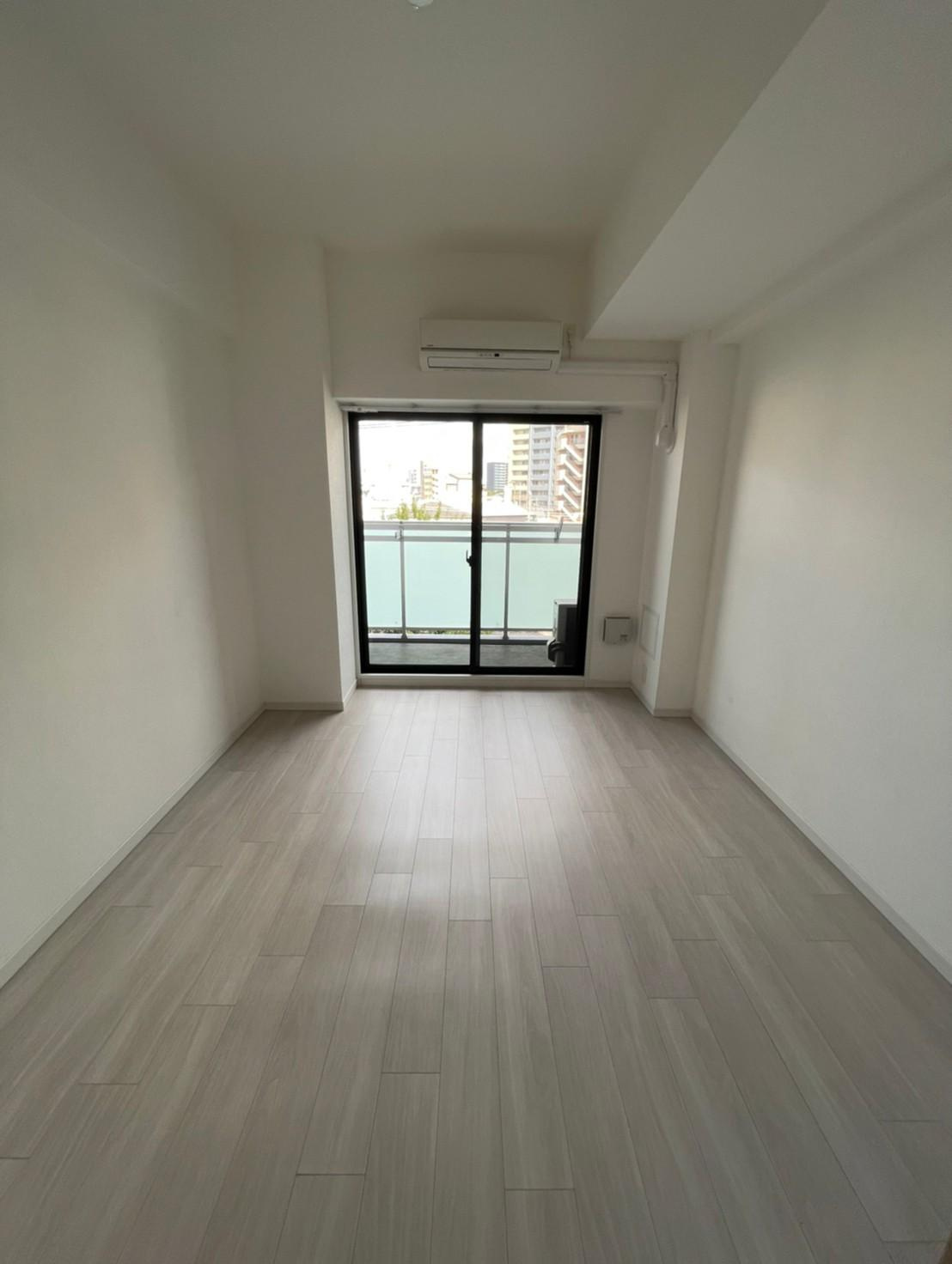 大阪市都島区中野町３丁目の賃貸マンションの居間・リビング