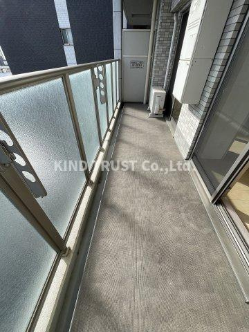 プレサンス梅田北デイズのバルコニー|バルコニー付きです