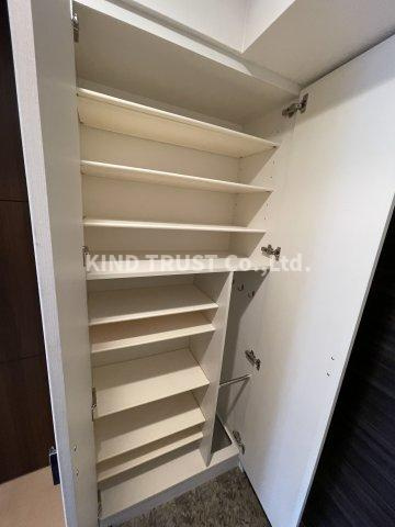 プレサンス梅田北デイズの収納|たっぷりとした収納スペースです