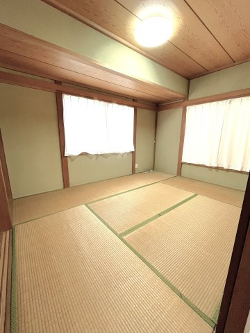 新栄一丁目　テラスハウス