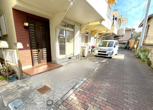 新栄一丁目　テラスハウス