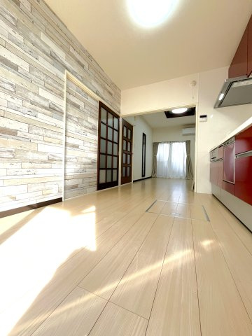 新栄一丁目　テラスハウス