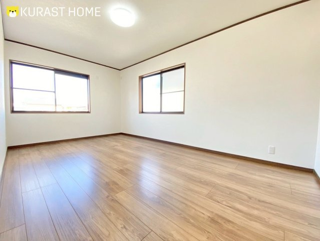 京都市南区吉祥院這登東町　中古戸建の洋室