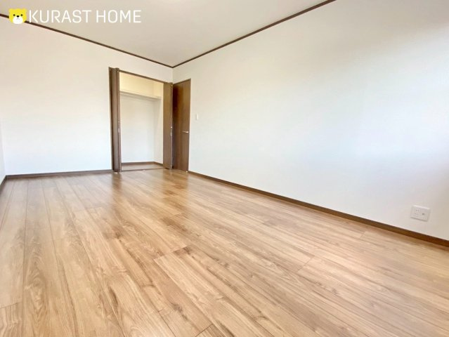 京都市南区吉祥院這登東町　中古戸建の洋室