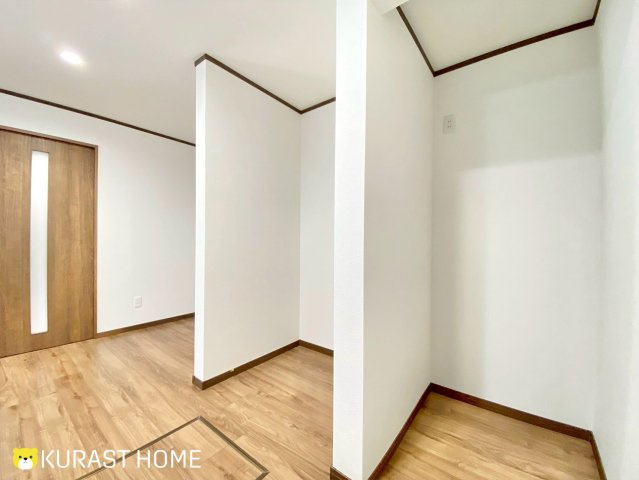 京都市南区吉祥院這登東町　中古戸建の居間・リビング