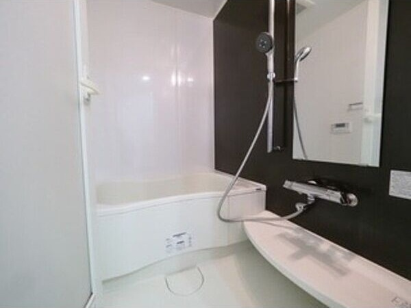 メゾン・ド山手の浴室