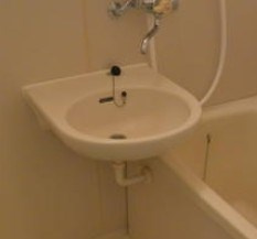 杉並区高円寺南３丁目のアパートの洗面所