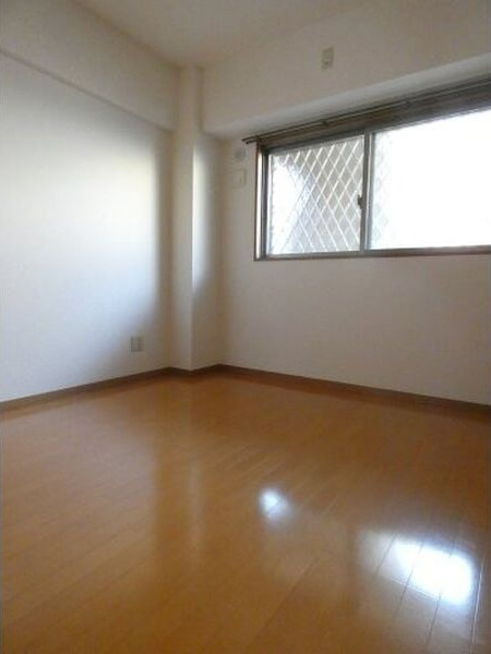 レージュ桜山の居間・リビング