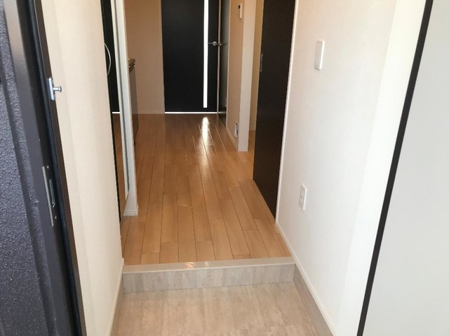 サンミラージュの玄関