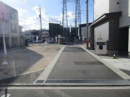 庚午南2丁目の前面道路含む現地写真