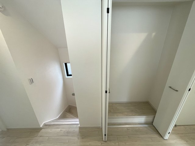 騒がしい環境がキライな方へ。間違いなき静かすぎて草な『保土ケ谷区川島町』新築戸建の収納|十分な収納スペースがあります