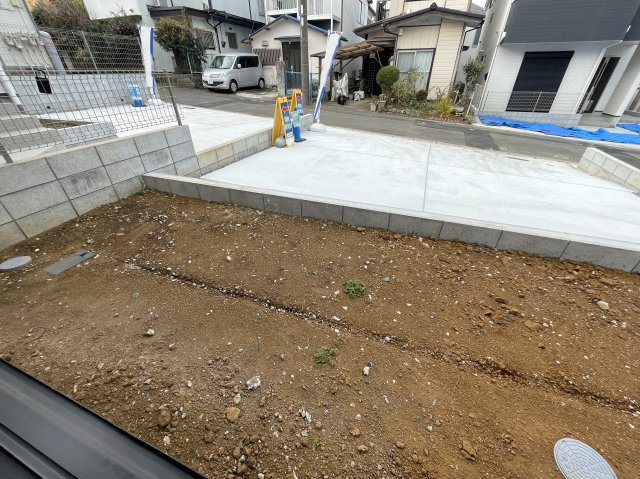 騒がしい環境がキライな方へ。間違いなき静かすぎて草な『保土ケ谷区川島町』新築戸建の庭|お庭で自由な時間を過ごせます