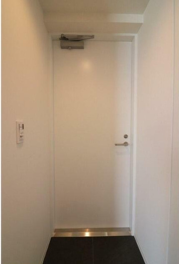 練馬区桜台４丁目の賃貸マンションの玄関