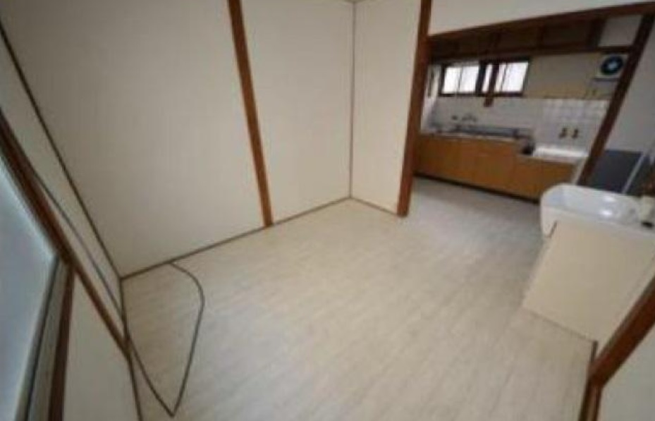 舞子坂３丁目　中古戸建　収益のダイニング