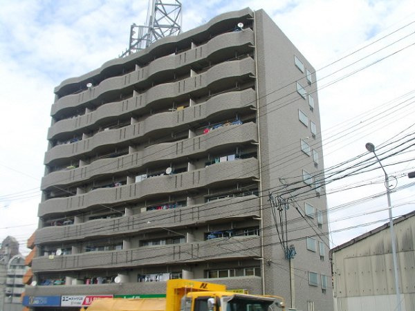 スカイハイツ平針の外観