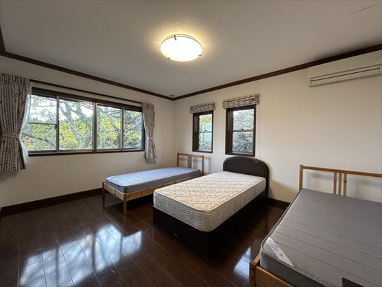 【洋室】 | 大室高原別荘地　戸建