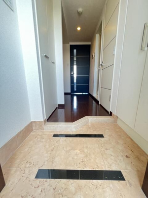 【玄関】 | Ｖｅｒｏｎａ武蔵関Ｌｕｓｓｏ