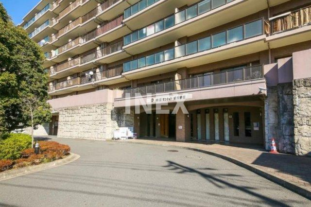 横浜市南区蒔田町の賃貸マンションのエントランス