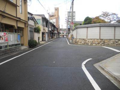 Ｍ・Ｂ・Ｋの周辺|前面道路