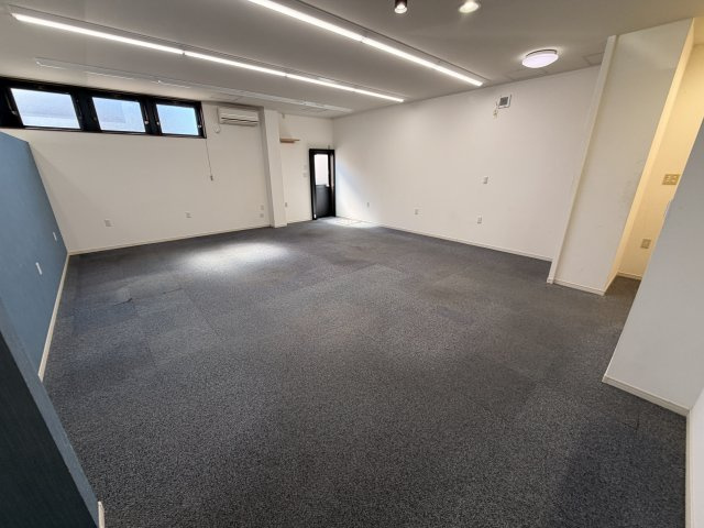 富塚アクシスの内装