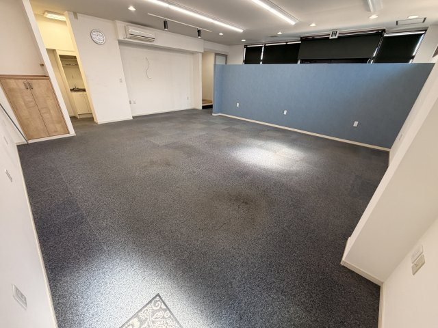 富塚アクシスの内装