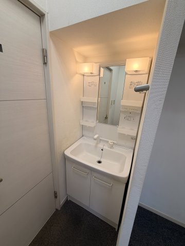 富塚アクシスの独立洗面台