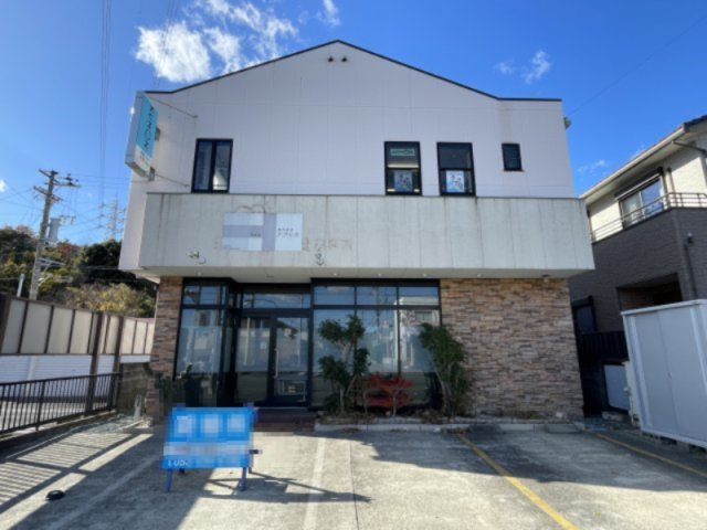 富塚アクシスの外観