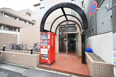 【エントランス】 | ルーブル氷川台