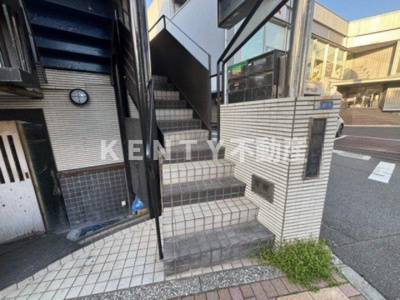 【エントランス】 | 東和ビル | 毎日通るエントランスはこのようになっています