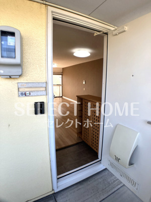 【玄関】 | ライトハイツH棟 | 同型タイプ玄関です