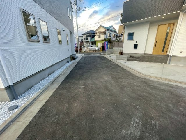 横浜市戸塚区原宿5丁目　新築戸建【仲介手数料無料】カースペース2台
