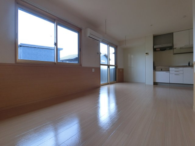 カンパーニュ Cの居間・リビング|※反転タイプ