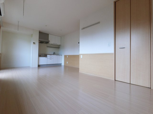 カンパーニュ Cの居間・リビング|※反転タイプ