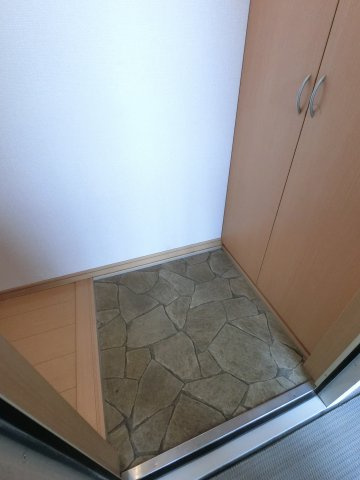 カンパーニュ Cの玄関|※反転タイプ