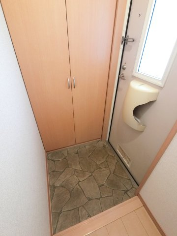 カンパーニュ Cの玄関|※反転タイプ