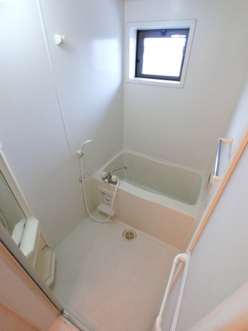 カンパーニュ Cの浴室