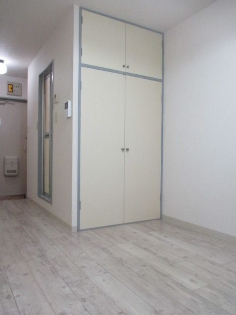 キャッスルアメニティの居間・リビング