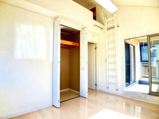 松山市保免上１丁目の収納