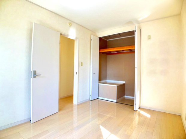 松山市保免上１丁目の収納