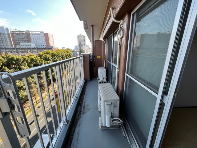 【バルコニー】